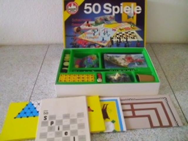 Gesellschafts- und Minispiele - 1